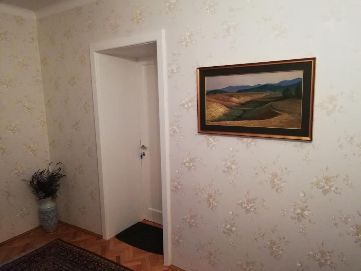 Sobe Sabec Bed and Breakfast Postojna Exteriör bild